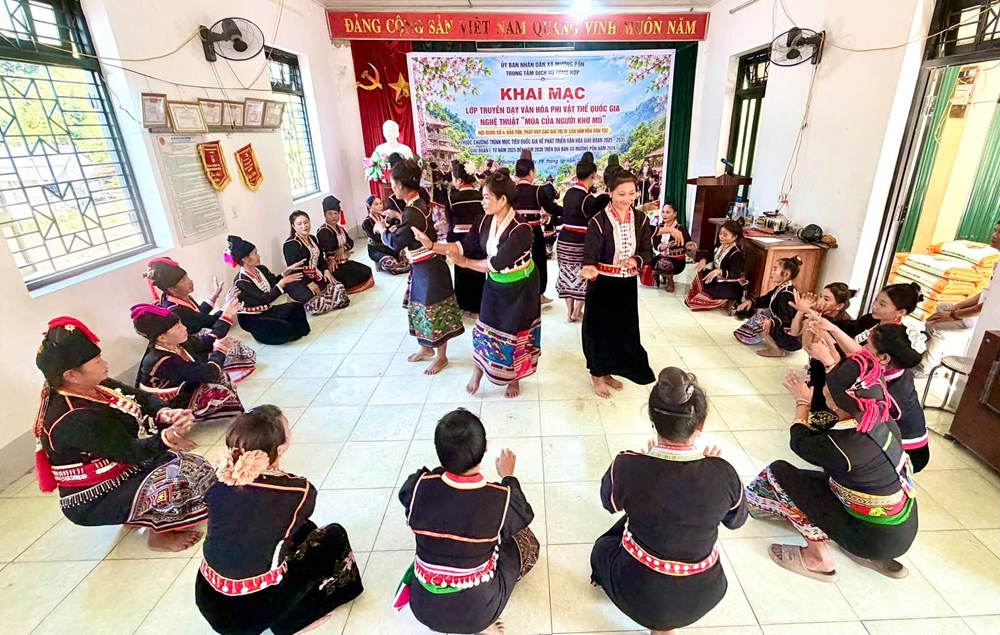 Người Khơ Mú ở Mường Pồn gìn giữ nghệ thuật múa dân gian - ảnh 3