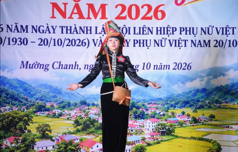 Phụ nữ Mường Chanh duyên dáng trong sắc màu truyền thống - ảnh 3
