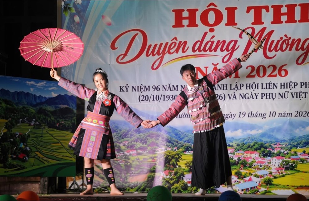 Phụ nữ Mường Chanh duyên dáng trong sắc màu truyền thống - ảnh 6