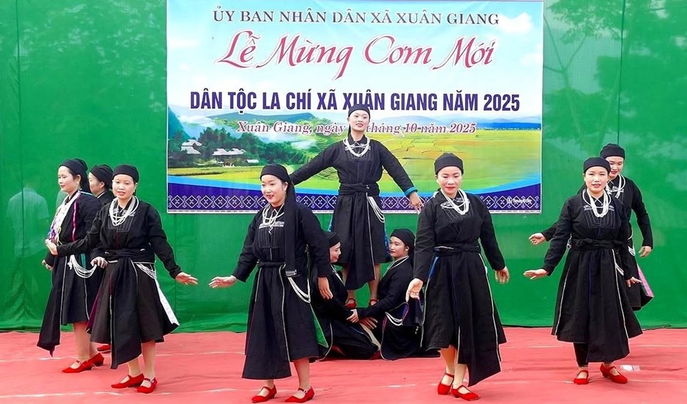 Về Xuân Giang vui hội mừng cơm mới với người La Chí - ảnh 2