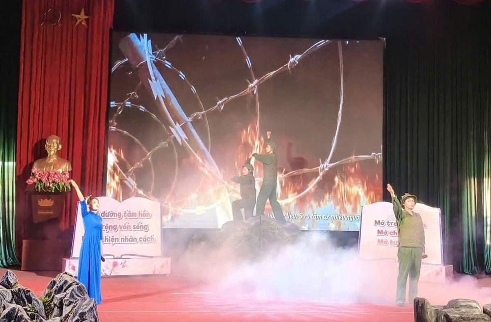 Điện Biên khơi dậy khát vọng tuổi trẻ từ những trang sách - ảnh 3