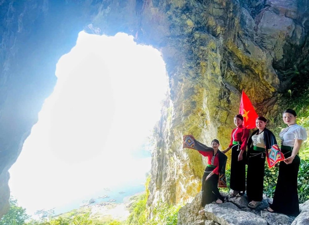 Khám phá vẻ đẹp nguyên sơ Chiềng Lao giữa đại ngàn Tây Bắc - ảnh 2