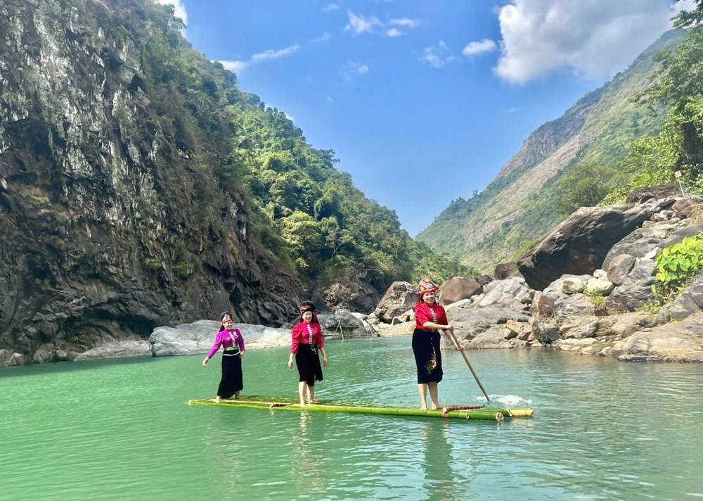 Khám phá vẻ đẹp nguyên sơ Chiềng Lao giữa đại ngàn Tây Bắc - ảnh 5