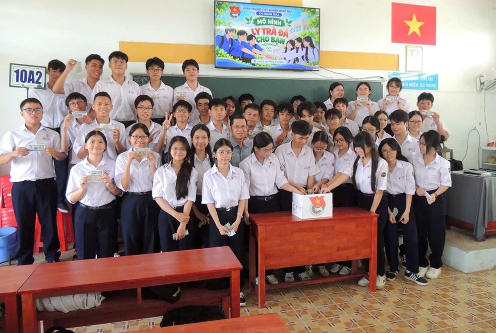 “Ly trà đá cho bạn” - lan tỏa tinh thần sẻ chia trong trường học - ảnh 1