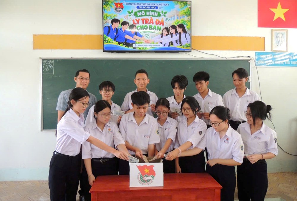 “Ly trà đá cho bạn” - lan tỏa tinh thần sẻ chia trong trường học - ảnh 2