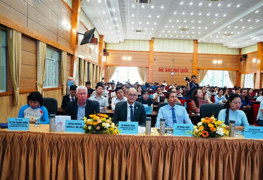 Phú Quốc nâng cao năng lực sơ cấp cứu cộng đồng, sẵn sàng phục vụ APEC 2027 - ảnh 2