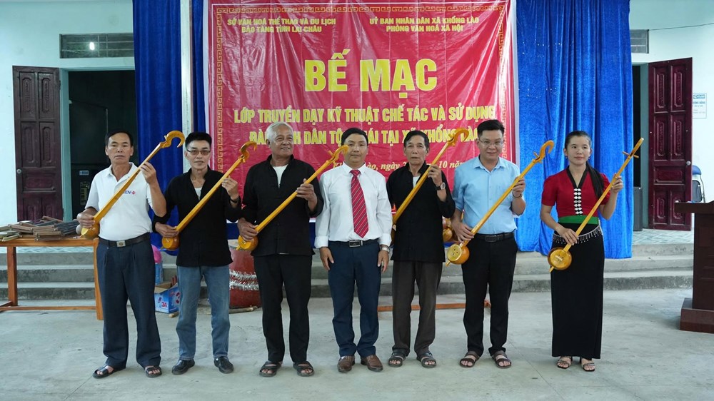 Khổng Lào truyền dạy chế tác và sử dụng đàn tính dân tộc Thái - ảnh 3