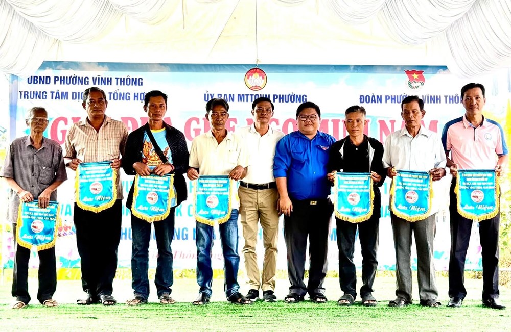 Vĩnh Thông sôi nổi Giải đua ghe ngo mini nam năm 2026 - ảnh 3