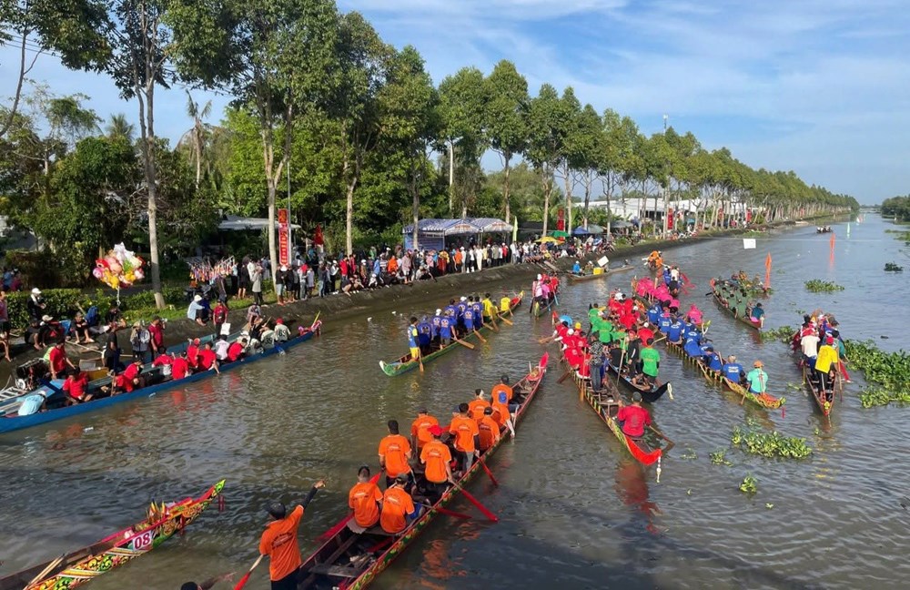 Sôi nổi Giải đua ghe ngo mini nam mở rộng xã Ngọc Chúc năm 2026 - ảnh 2