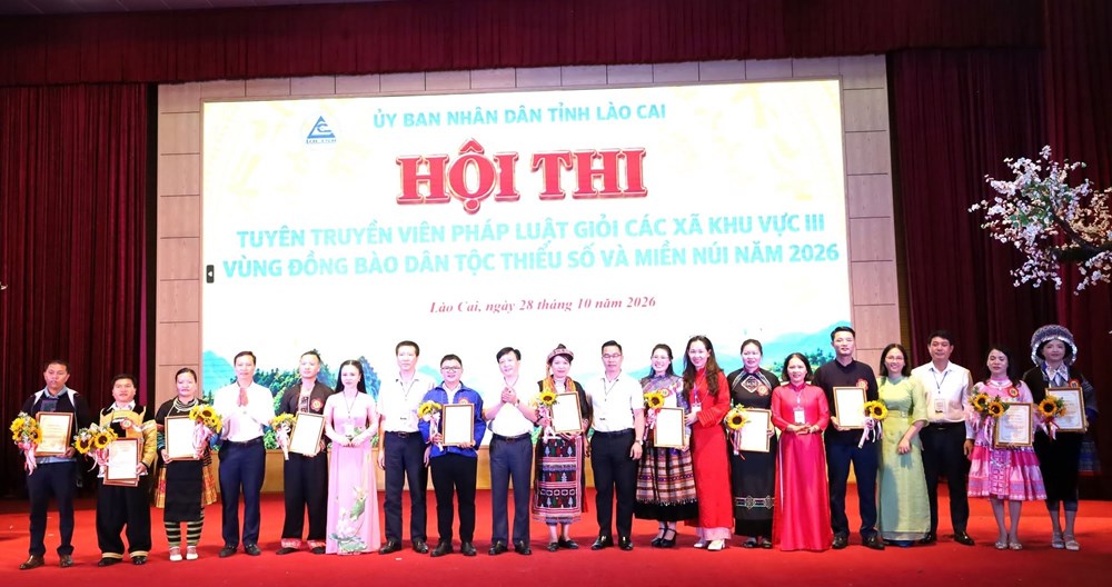 Đưa pháp luật đến gần hơn với đồng bào dân tộc thiểu số ở Lào Cai - ảnh 1