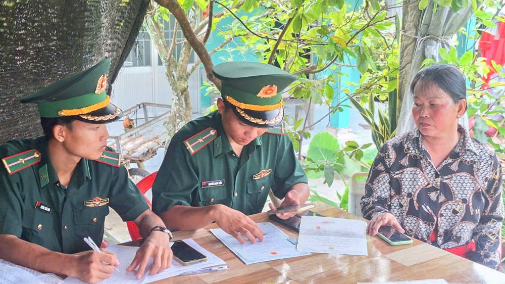 Kiên Lương chung sức đưa các tiện ích số đến gần hơn với người dân - ảnh 2