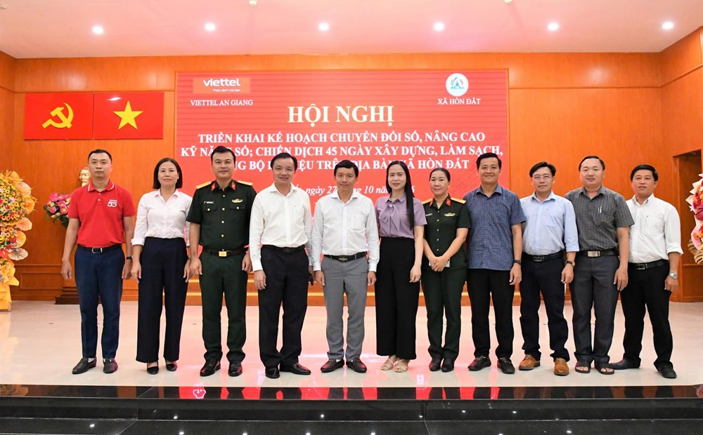 Hòn Đất đẩy mạnh chuyển đổi số, làm sạch dữ liệu trong 45 ngày - ảnh 3