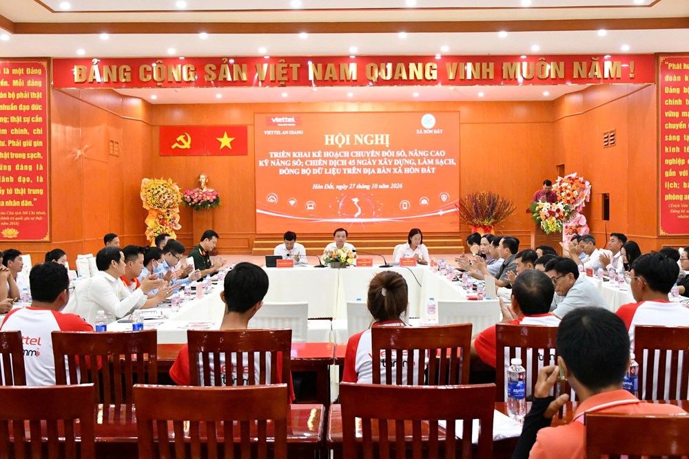 Hòn Đất đẩy mạnh chuyển đổi số, làm sạch dữ liệu trong 45 ngày - ảnh 1