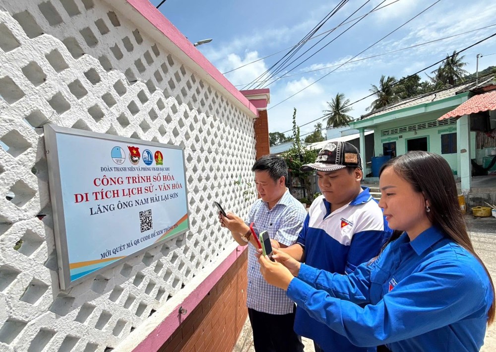 Kiên Hải số hóa di tích Lăng Ông Nam Hải, lan tỏa giá trị văn hóa biển đảo - ảnh 2