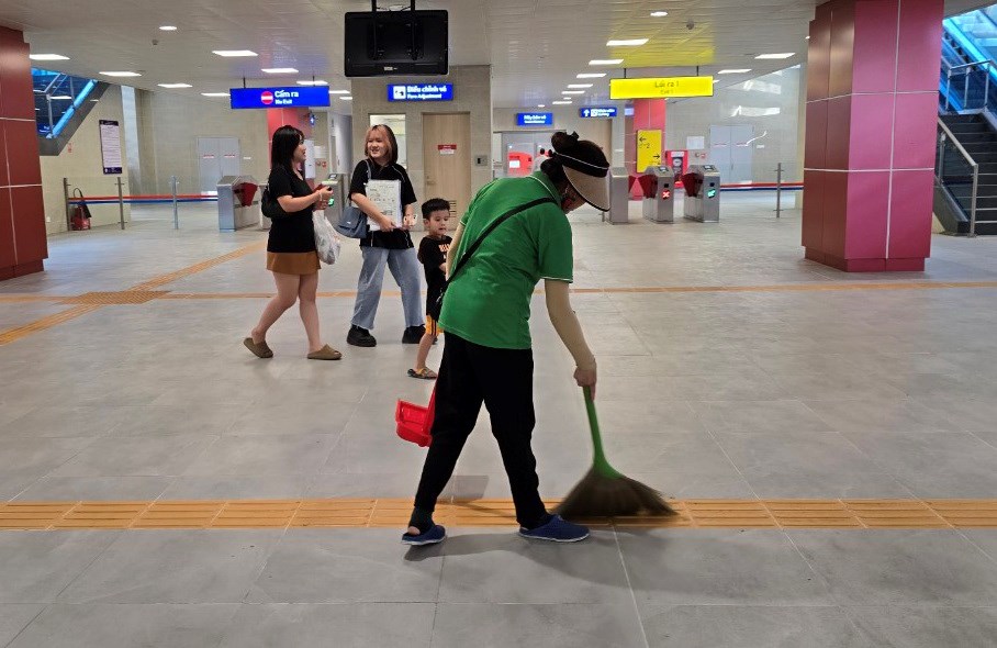 Trải nghiệm tuyến đường sắt đô thị Nhổn - ga Hà Nội - ảnh 4