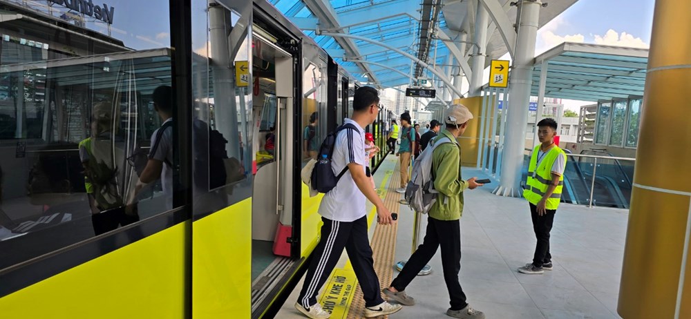 Trải nghiệm tuyến đường sắt đô thị Nhổn - ga Hà Nội - ảnh 7