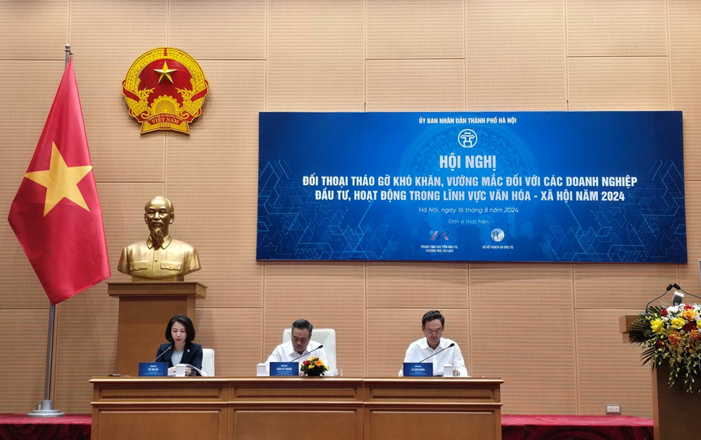 Đối thoại tháo gỡ khó khăn cho các doanh nghiệp hoạt động trong lĩnh vực văn hóa - xã hội - ảnh 1