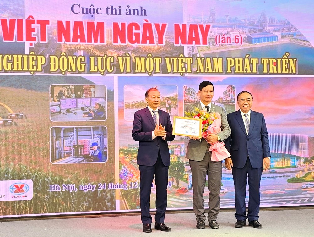 Tập đoàn Vingroup đoạt giải Nhất Cuộc thi ảnh Việt Nam ngày nay lần 6 - ảnh 2