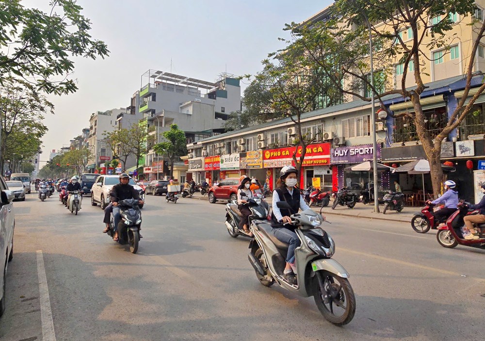 Rác thải vây quanh bảo tàng - ảnh 1