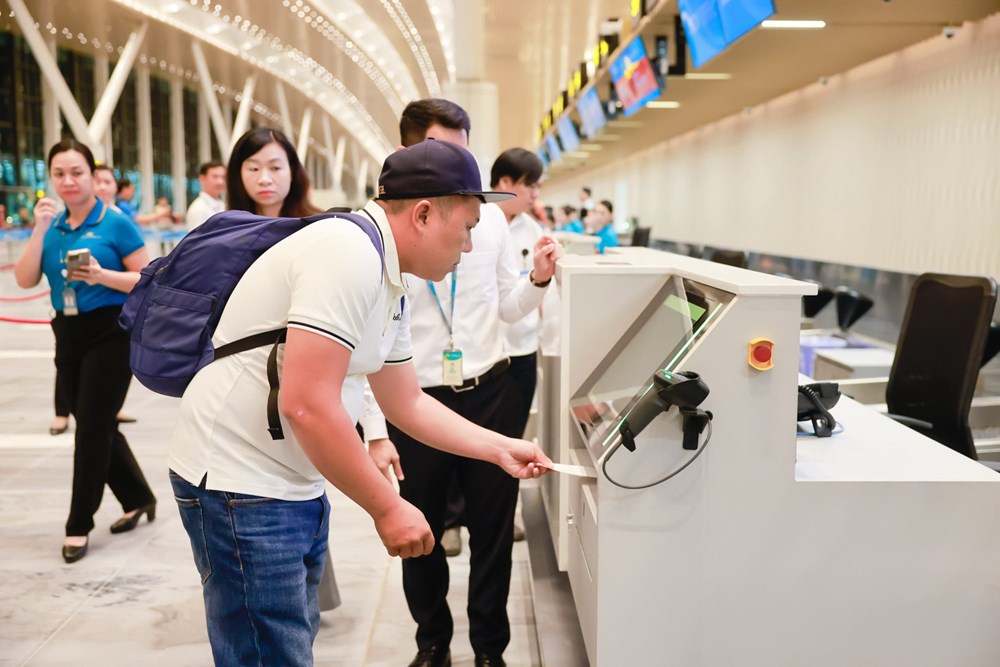 Vietnam Airlines chuyển toàn bộ chuyến bay nội địa sang nhà ga T3 Tân Sơn Nhất - ảnh 2