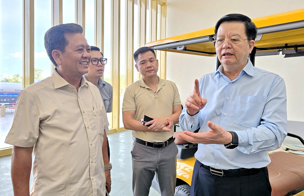Phó Thủ tướng Mai Văn Chính: Tạo điều kiện tốt nhất cho người khi tham quan Triển lãm Thành tựu đất nước - ảnh 6