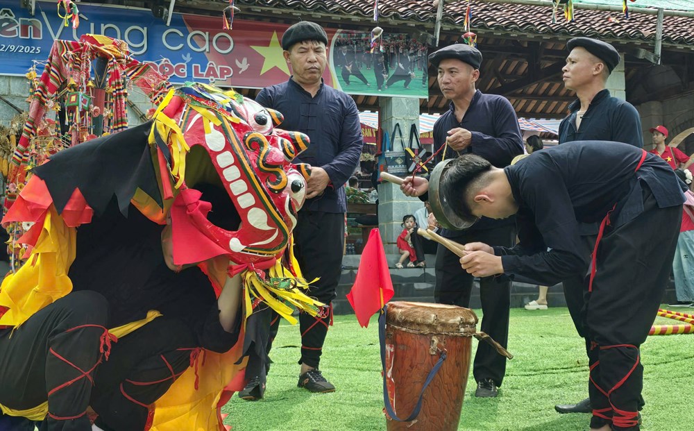 Mãn nhãn xem người xứ Lạng múa sư tử mèo - ảnh 7