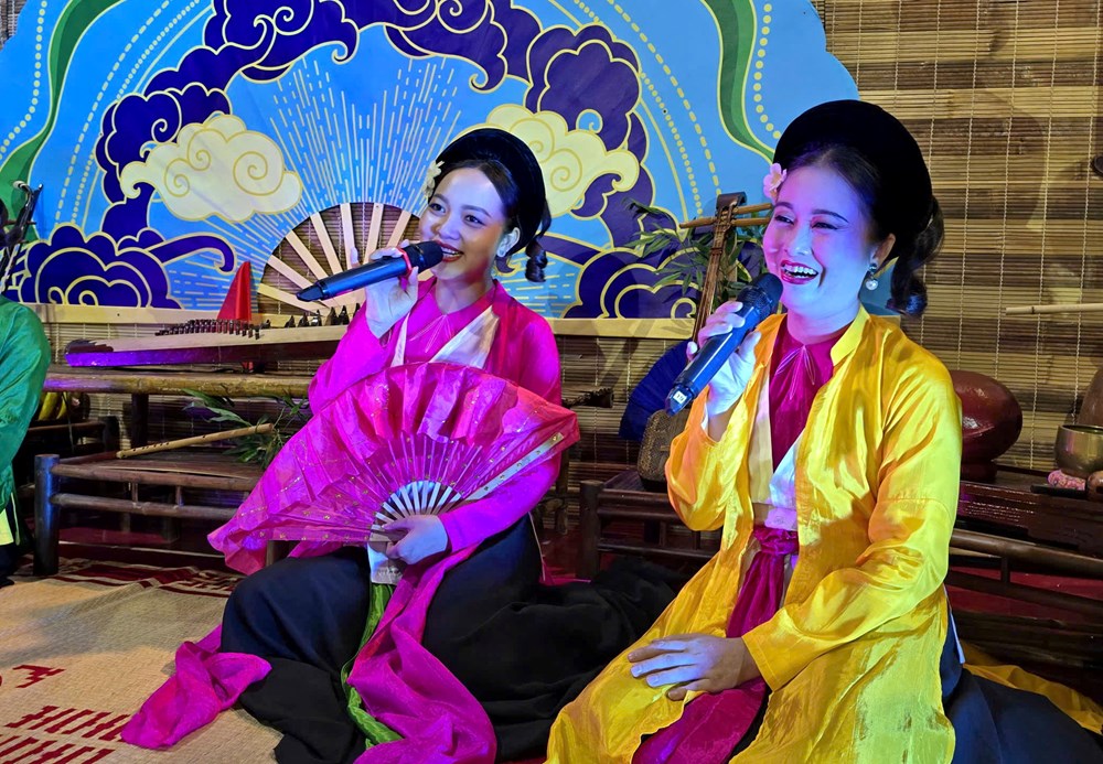 Tinh hoa nghệ thuật hội tụ tại Triển lãm Thành tựu đất nước - ảnh 4