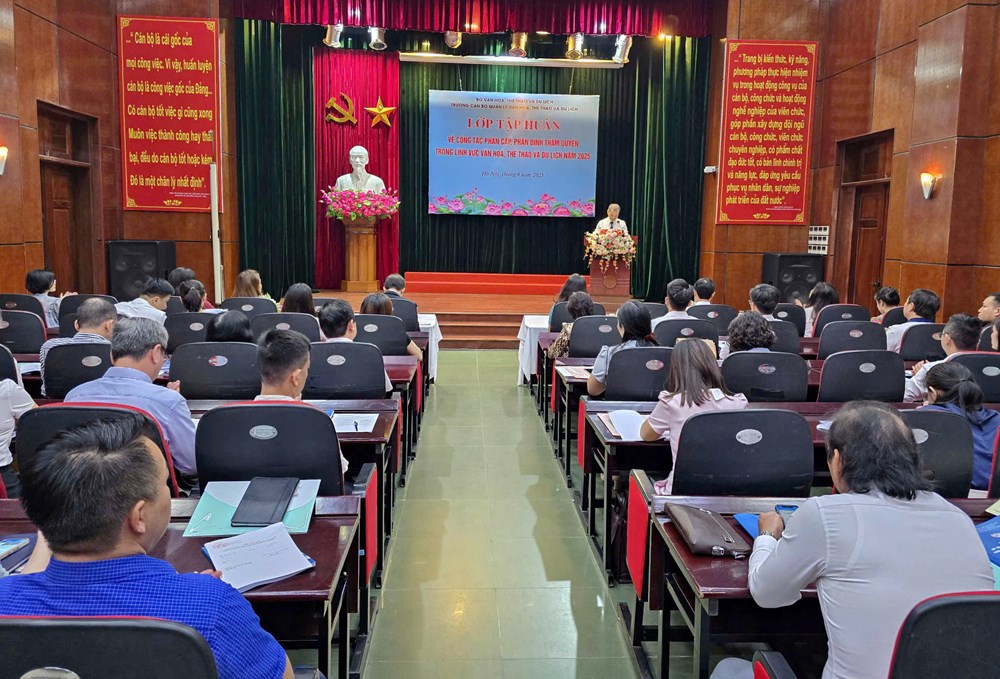 Tập huấn về công tác phân cấp, phân định thẩm quyền trong lĩnh vực VHTTDL - ảnh 2