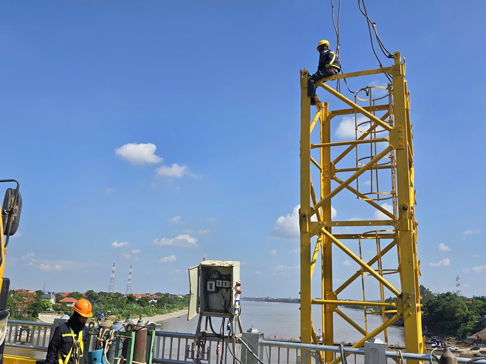 Sẵn sàng cho ngày nối những bờ vui tại cầu Phong Châu mới - ảnh 8