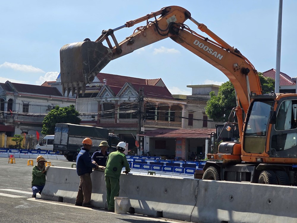 Sẵn sàng cho ngày nối những bờ vui tại cầu Phong Châu mới - ảnh 6
