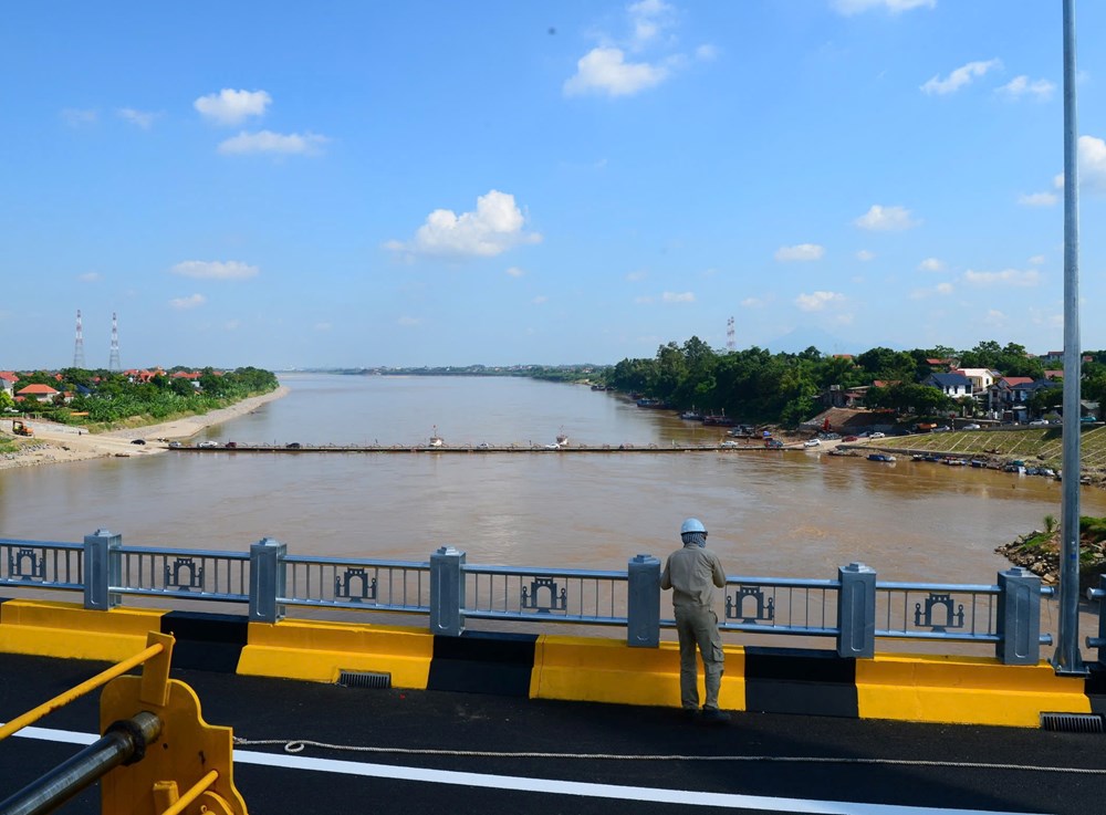 Sẵn sàng cho ngày nối những bờ vui tại cầu Phong Châu mới - ảnh 3