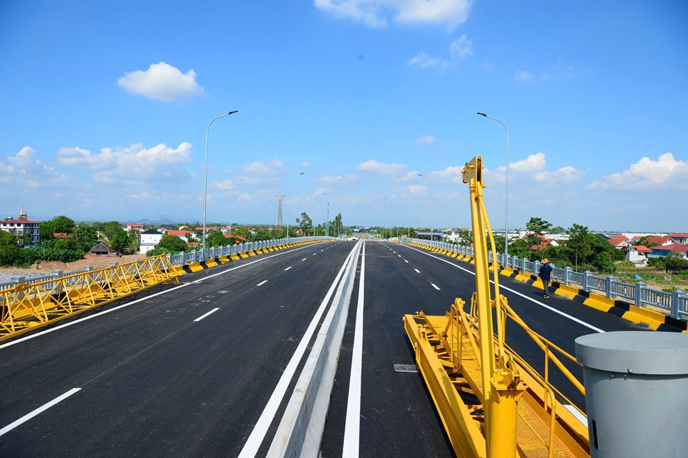 Sẵn sàng cho ngày nối những bờ vui tại cầu Phong Châu mới - ảnh 2