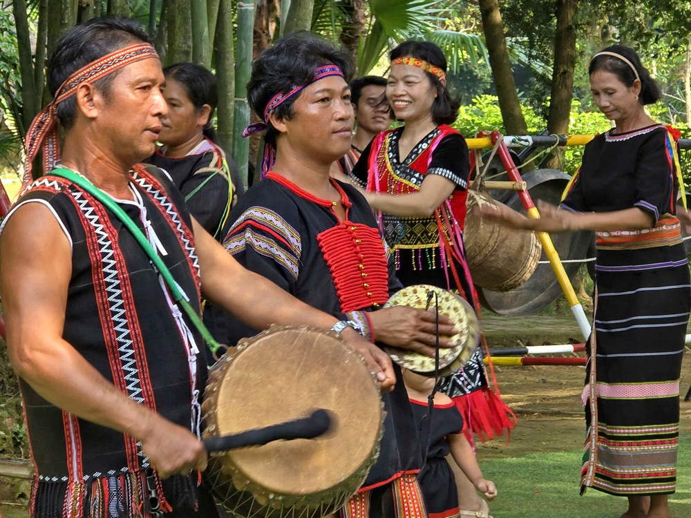 Nét đẹp văn hóa trong Lễ cúng Giọt nước của người Ba Na - ảnh 14