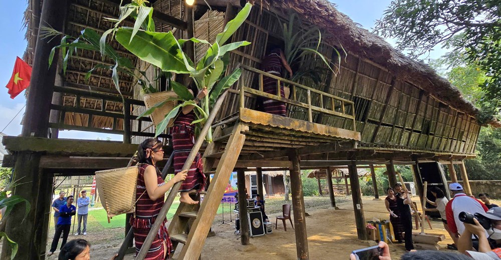 Nhiều hoạt động “Đại đoàn kết - Tinh hoa văn hóa các dân tộc Việt Nam” - ảnh 5