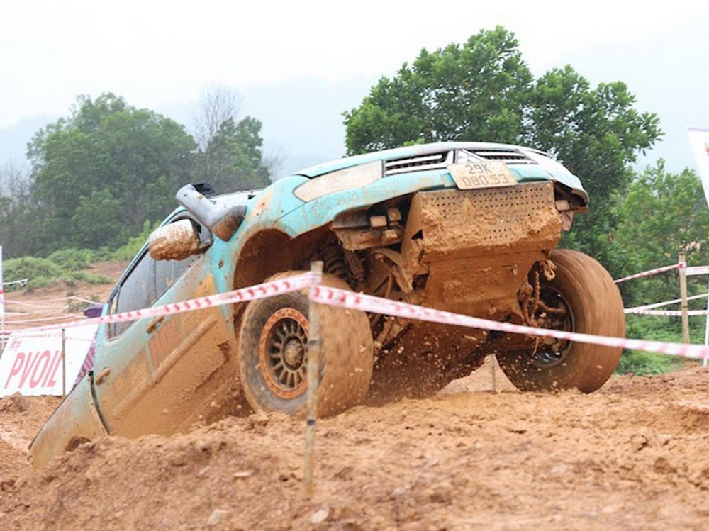 Lên Làng Văn hóa - Du lịch các dân tộc Việt Nam  xem “phá xe” - ảnh 8