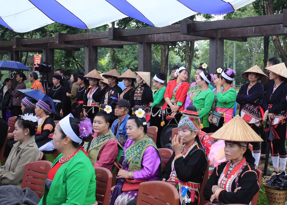 Giao lưu “Ngày hội đại đoàn kết các dân tộc” - ảnh 13