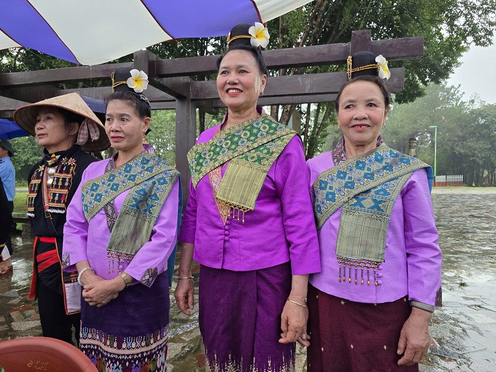 Giao lưu “Ngày hội đại đoàn kết các dân tộc” - ảnh 15