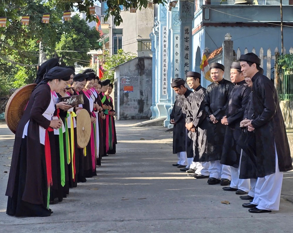 Lễ nghi nghiêm cẩn của Quan họ Ca thờ - ảnh 3