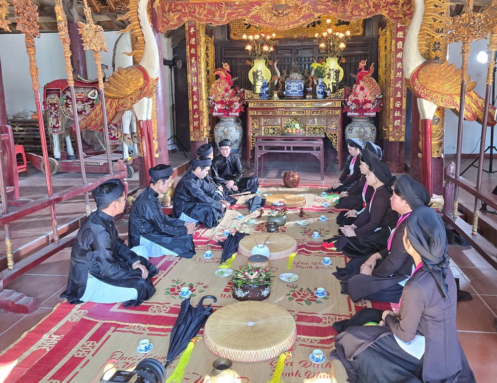 Lễ nghi nghiêm cẩn của Quan họ Ca thờ - ảnh 1