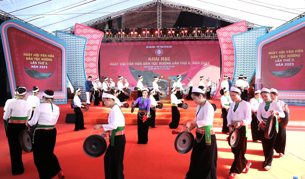 Khai mạc Ngày hội Văn hóa dân tộc Mường lần thứ II năm 2025 - ảnh 10