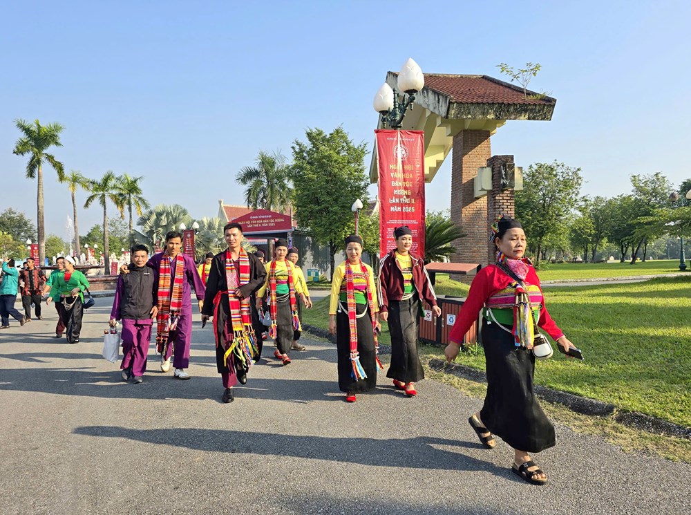 Đặc sắc các hoạt động tại Ngày hội Văn hóa dân tộc Mường lần thứ II - ảnh 14