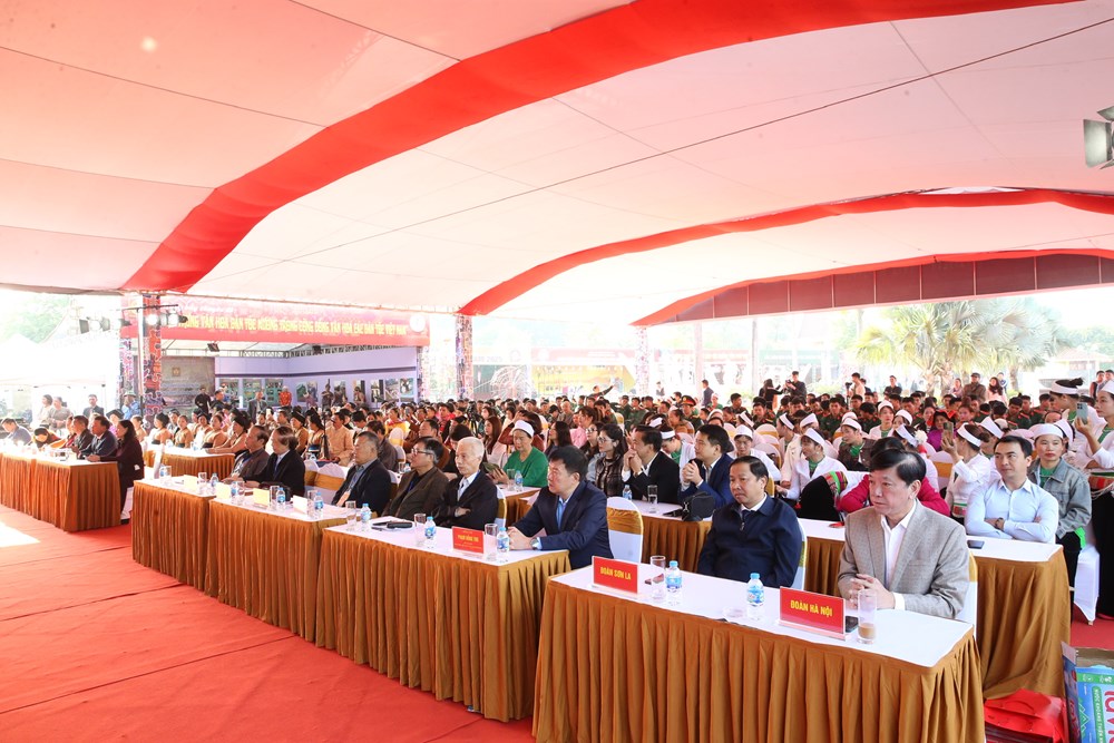 Khai mạc Ngày hội Văn hóa dân tộc Mường lần thứ II năm 2025 - ảnh 5