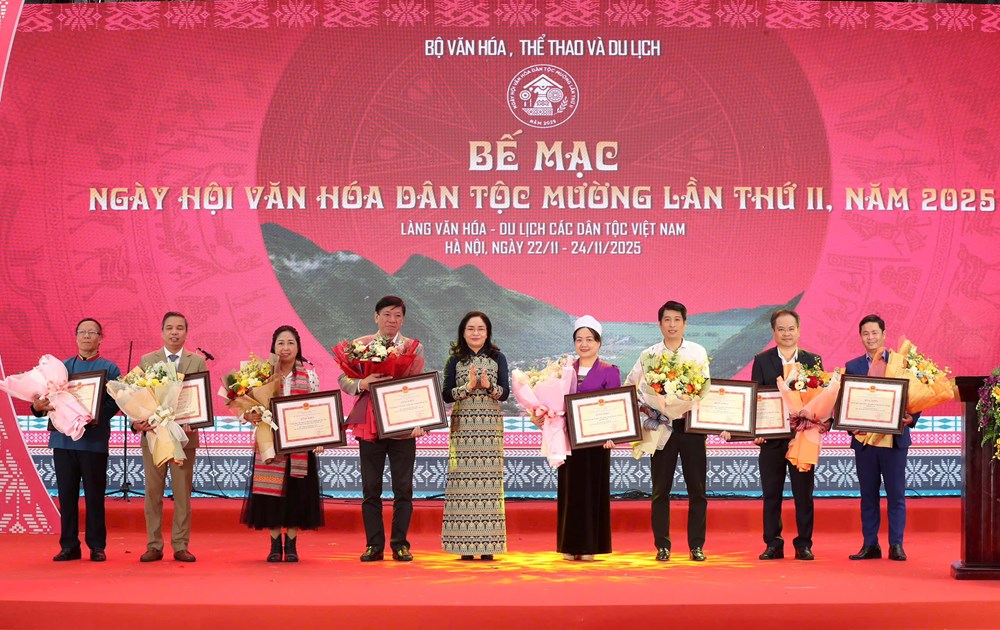 Bế mạc Ngày hội Văn hóa dân tộc Mường lần thứ II năm 2025 - ảnh 1