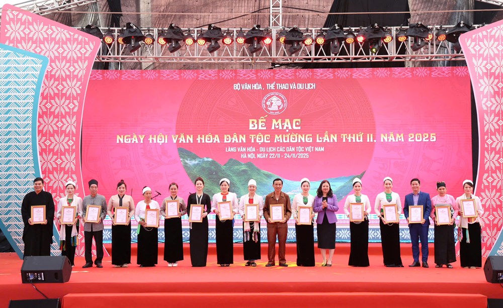 Bế mạc Ngày hội Văn hóa dân tộc Mường lần thứ II năm 2025 - ảnh 3