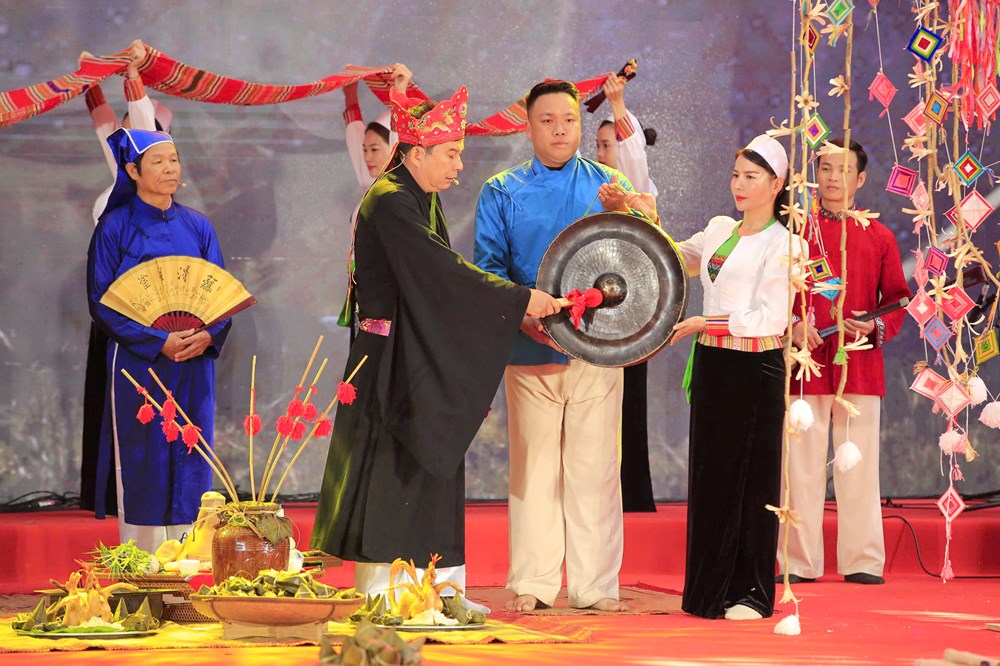 Thấm đẫm văn hoá lúa nước tại Lễ hội Xuống đồng Mường Vang   - ảnh 7