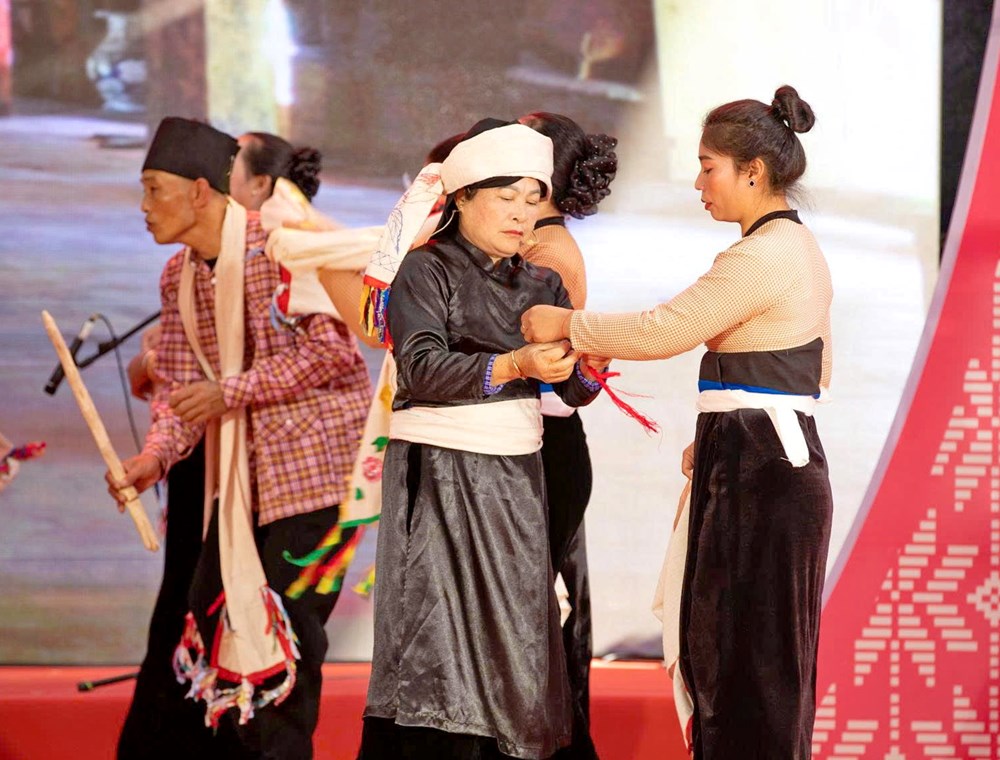 Đậm bản sắc văn hoá trong lễ hội Mợi của dân tộc Mường  - ảnh 13