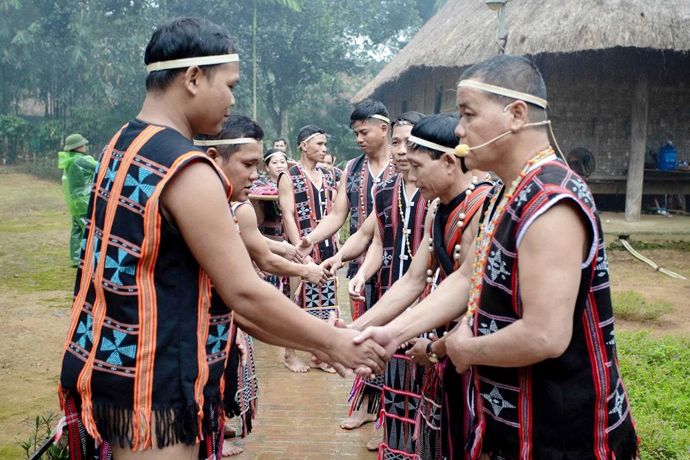 Khát vọng đại đoàn kết qua lễ Prongooch của người Cơ Tu - ảnh 1