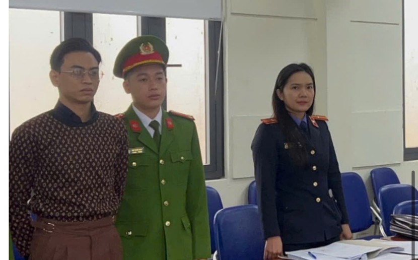 Bắt tạm giam “tổng tài” chỉ đạo đánh người tại quán cà phê - ảnh 2