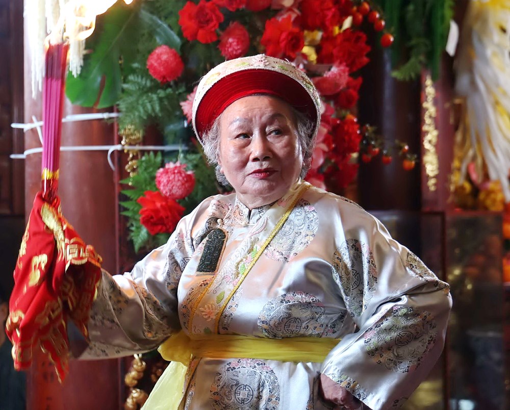 Lên xứ Đoài xem diễn xướng hầu đồng - ảnh 19