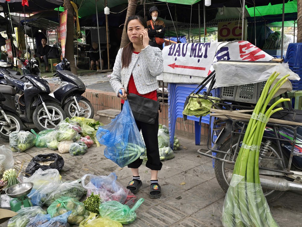 Hà Nội: Cháy lớn tại chợ Xanh Định Công, nhiều gian hàng bị thiêu rụi - ảnh 14